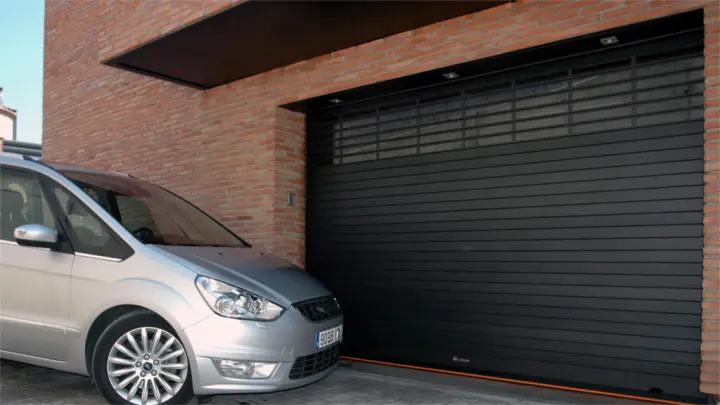 17-collbaix-puertas-enrollables-garaje